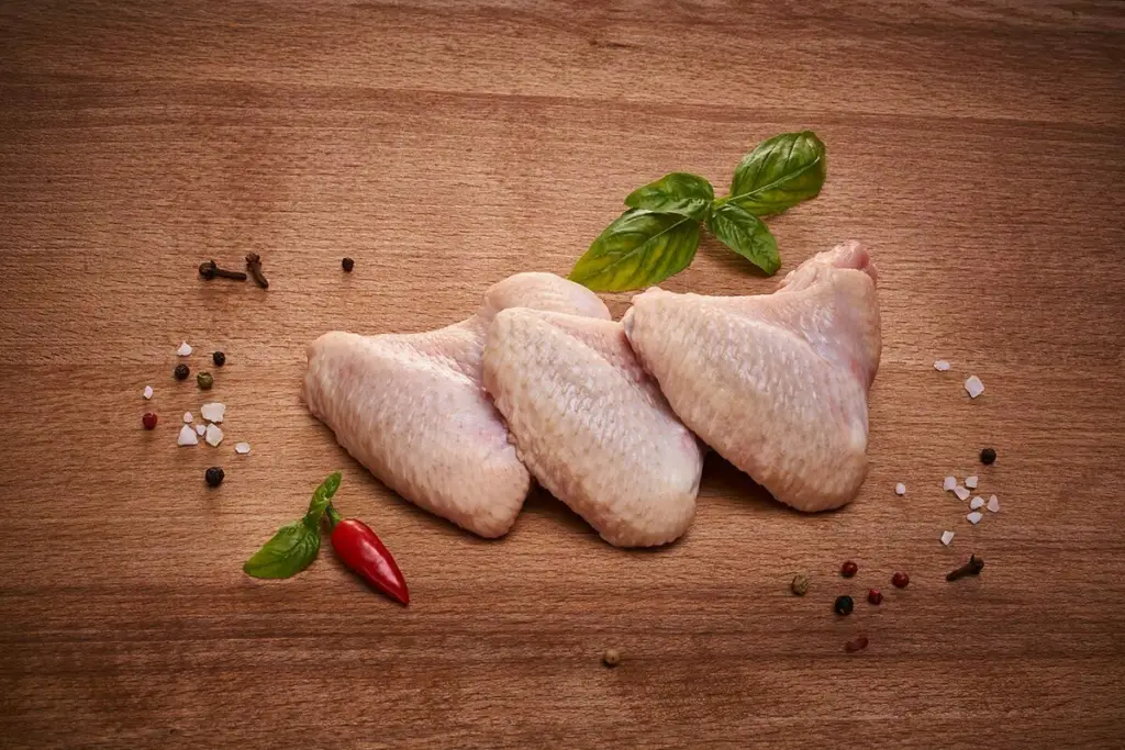 Aripa de Gaina Qualiko refrigerat 7.2 kg (0,900*8) retail